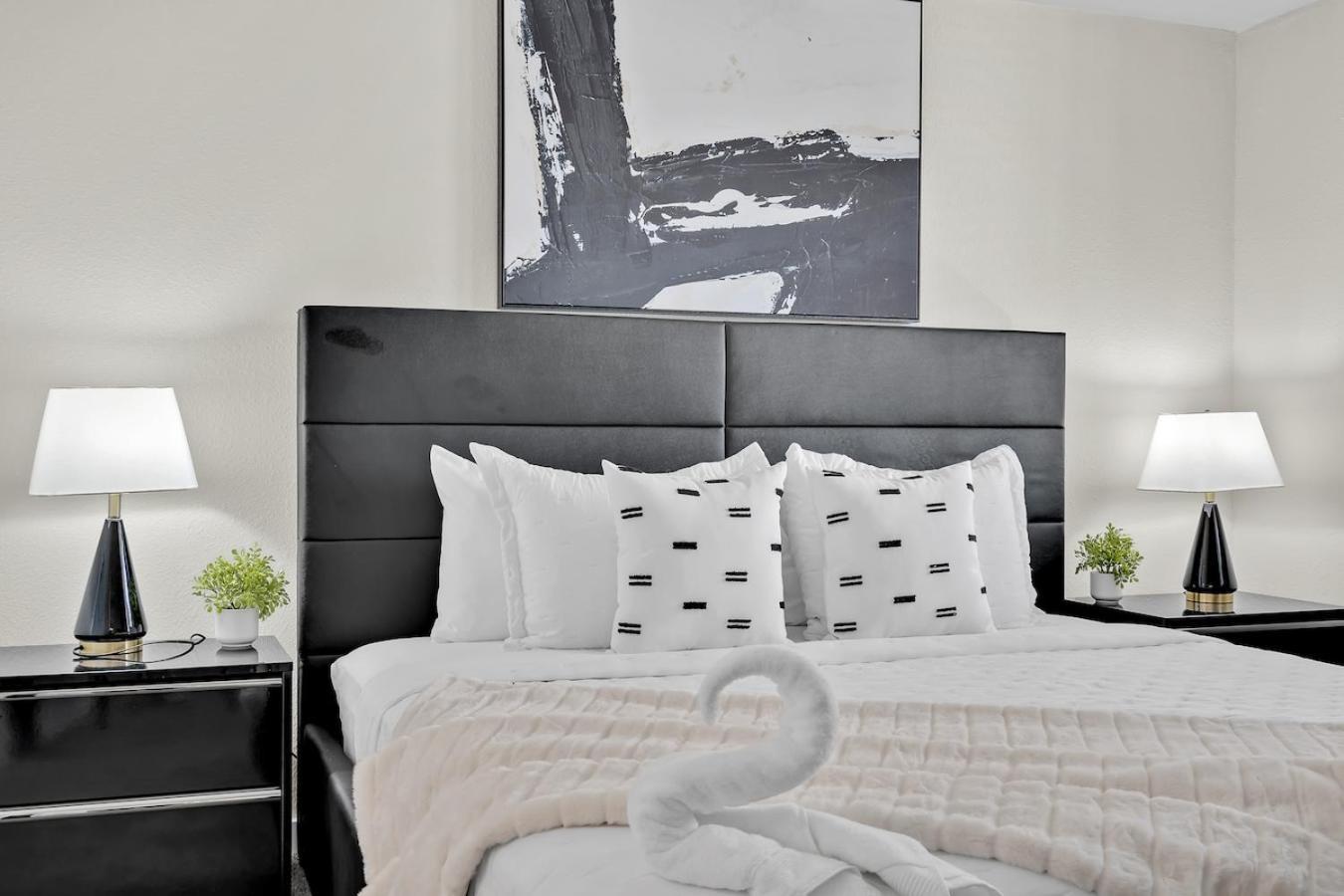 Cozy Retreat 2 Bedroom Hideaway Moments From The Sand ボイントンビーチ エクステリア 写真